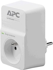 APC PM1W-FR SurgeArrest Essential, přepěťová ochrana 230V, 1 zásuvka, bílá